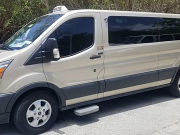 Charlotte Amalie Shopping and Sightseeing Tour in St. Thomas