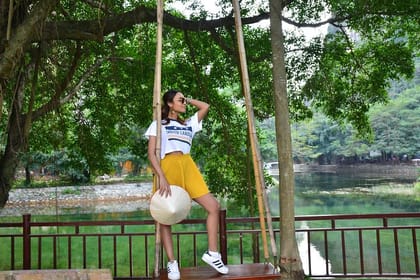 Hoa Lu – Mua Cave – Trang An boat ride Landscape