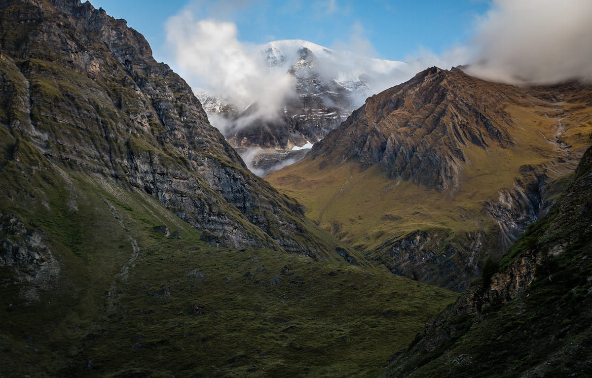 19 Days Mera Peak Climbing & Expedition – One Life-Changing Himalayan Adventure