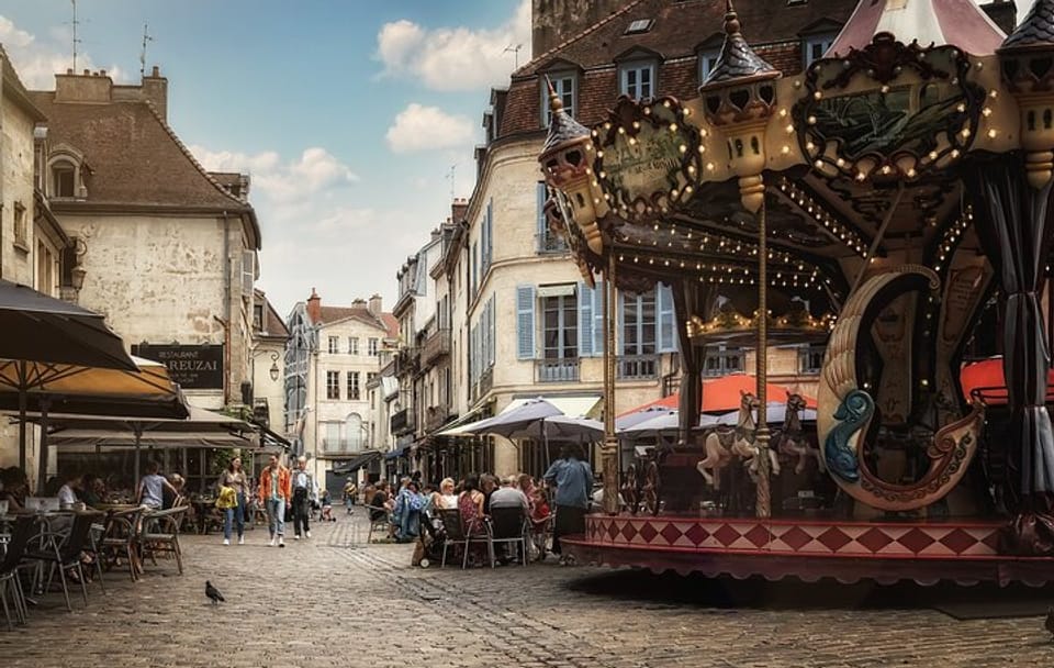 Private Guided Walking Tour of Dijon’s Cultural Heritage