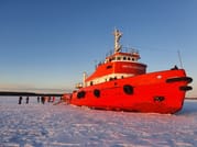 Own Transport – Arctic Explorer Icebreaker Cruise Experience 4