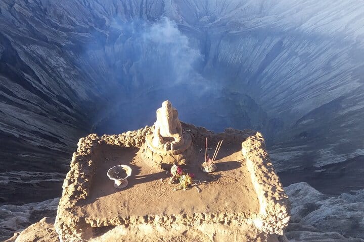Offering Mt. Bromo