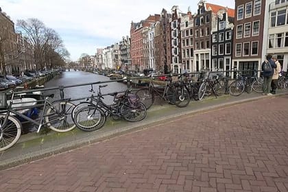 Amsterdam Bicycle Smartphone App Self-Guided GPS Tour