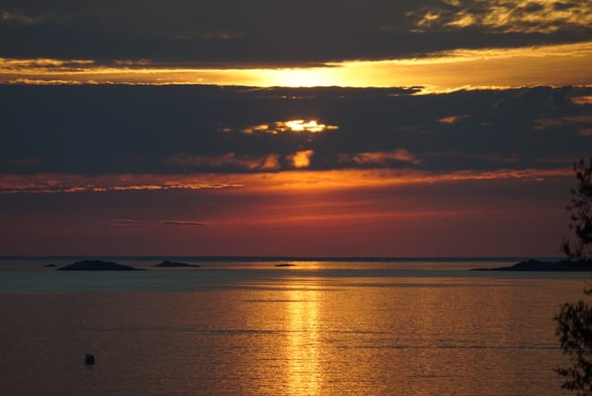 Midnight sun - TeslaX Electric car photo 3