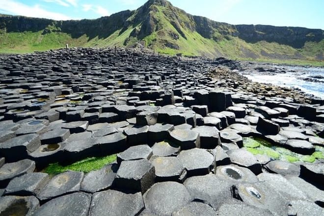 Giants Causeway private chauffeur day tour from Dublin