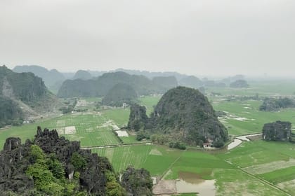 Ninh Binh Hoa Lu Temple Trang An boat trip Mua Cave hiking mountain Day trip