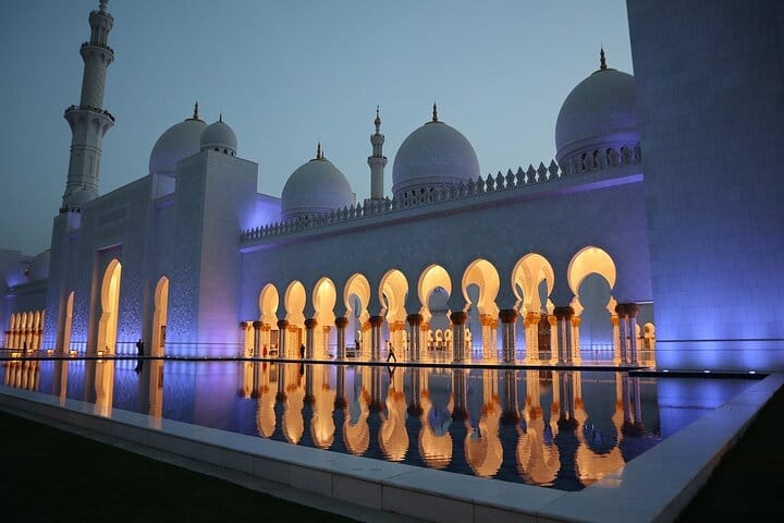 Full Day Abu Dhabi Guided Tour