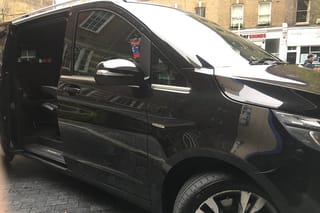 Luton Airport Private Transfers to/from London (Postcode WC1 to WC2)