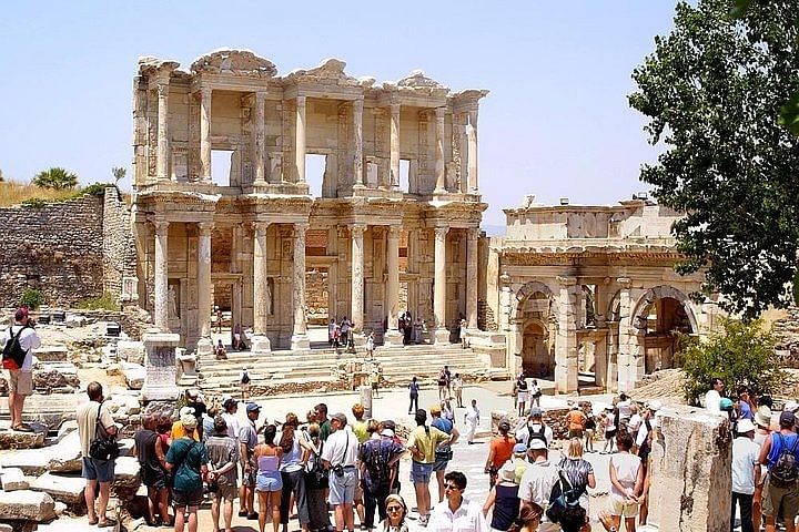 Ephesus Small Group Tour from Izmir: Explore Ancient Wonders