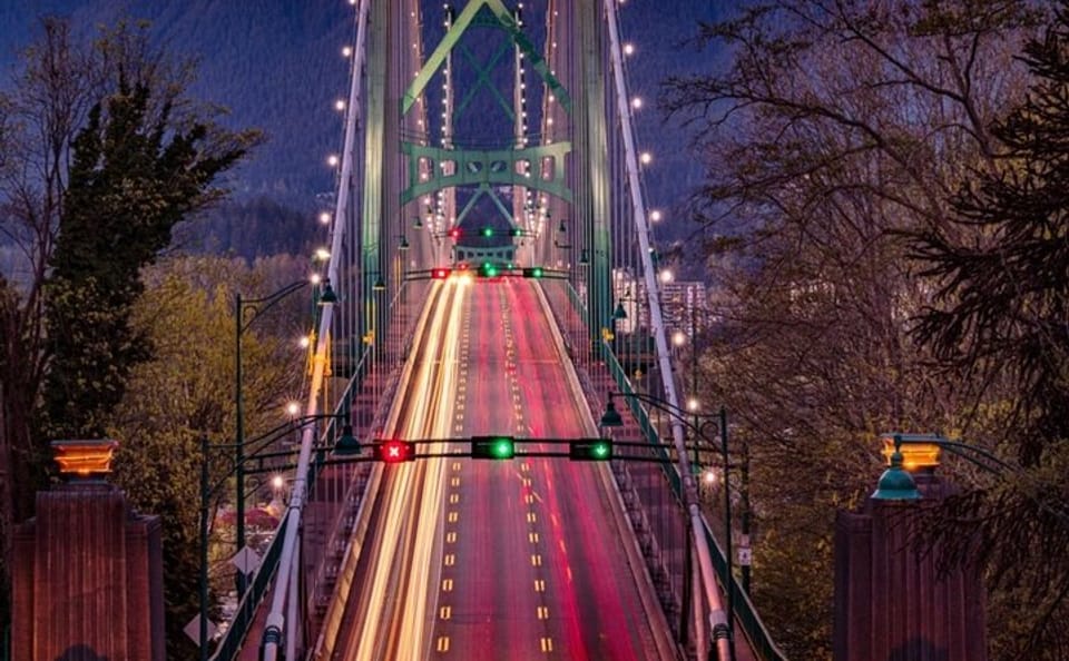 Private 6-Hour Tour of Vancouver and North Vancouver Highlights