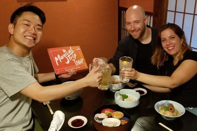 Kyoto Night Foodie Tour in Gion (9+ dishes + 6 Sake tastings) 6