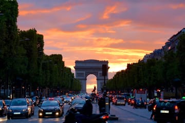 Six-Day City Break in Paris with Hop-On Hop-Off Bus Tour
