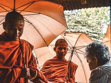 Morning Walking Tour of Local Life in Battambang