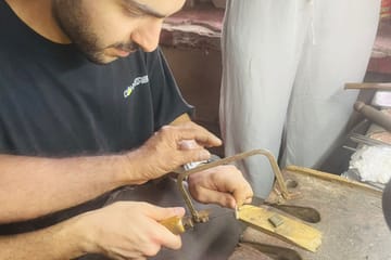 Traditional Jewelry Making Workshop in Galle, Sri Lanka
