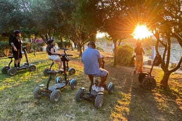 Evening Electric Scooter Tour of Athens and Monastiraki