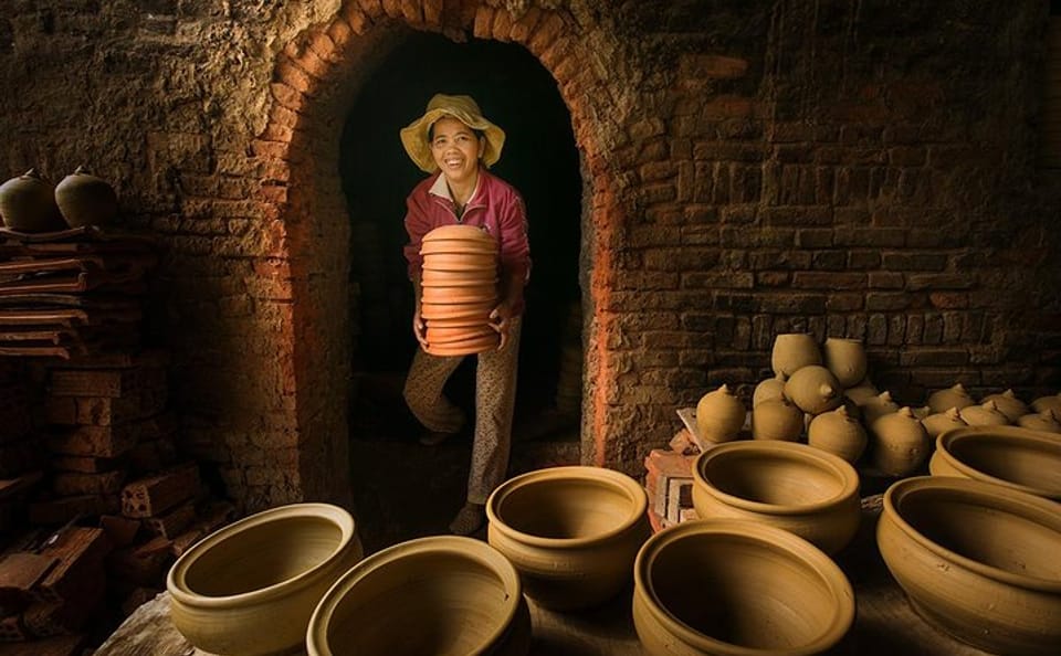 Cultural Craft Tour in Hoi An: Woodwork and Pottery