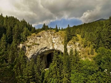 Day trip to The Marvelous Bridges and the unique Rhodope cuisine