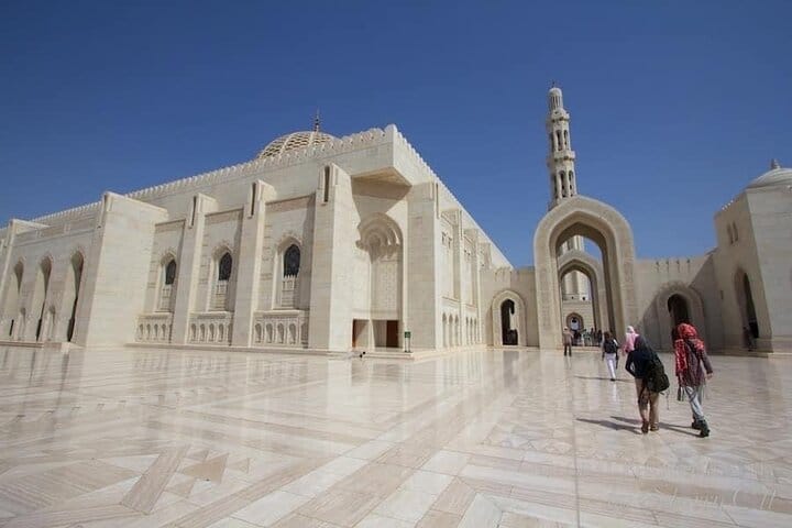 Private Half-Day Muscat City Tour  5