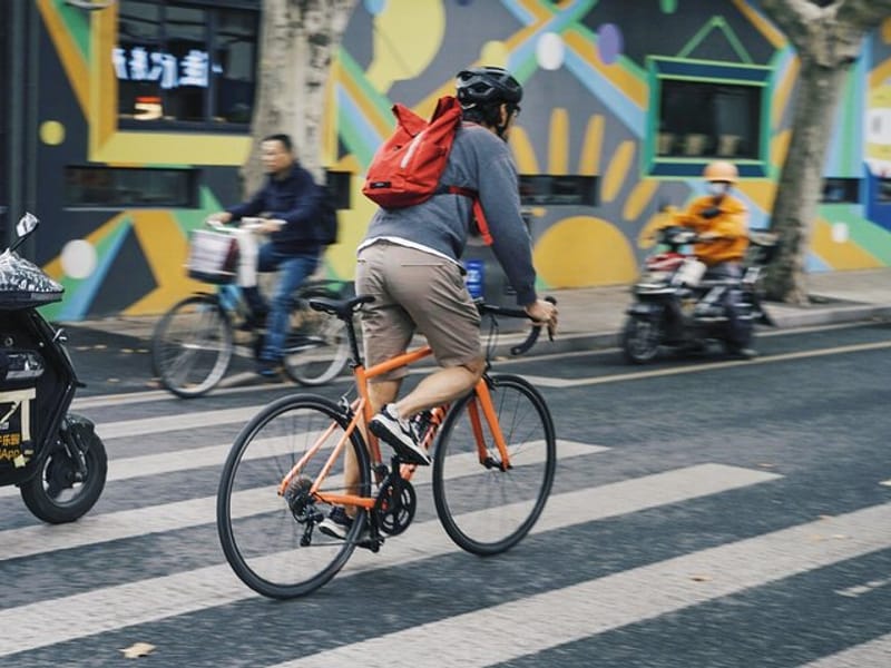 Half Day Bike Tour of Shanghai Old Town with Food Tasting
