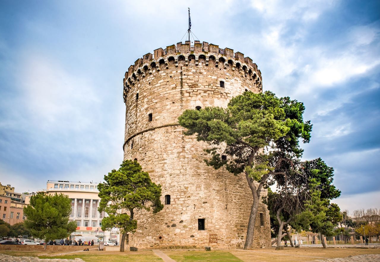 Northern Greece Tour: Explore Thessaloniki, Meteora, Delphi & Vergina