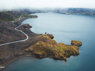 The road driving along Kleifarvatn