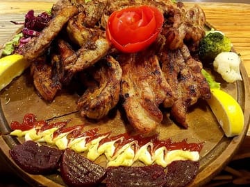 Tirana Food and Communist History Tour in One Day