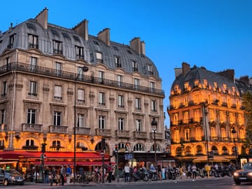 Private Night Tour of Illuminated Paris Landmarks