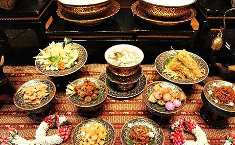 Gourmet Dining and Show at Mandarin Oriental, Bangkok