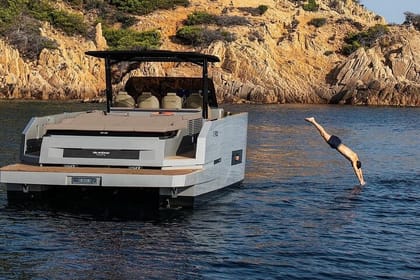 Private 5-Hour Cruise on Brand-New Luxury Yacht in Mykonos (Para Voce)