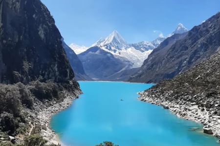 Hua-06 : Discover Laguna Parón – Turquoise Beauty