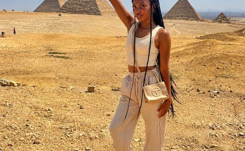 Cairo Layover Tour: Giza Pyramids, Sphinx & Coptic Cairo