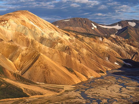 Landmannalaugar private day tour from Reykjavík, Hveragerði & Selfoss. In German or English