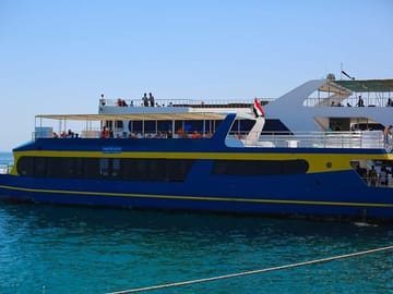 Semi-Submersible Boat Tour in Hurghada's Red Sea