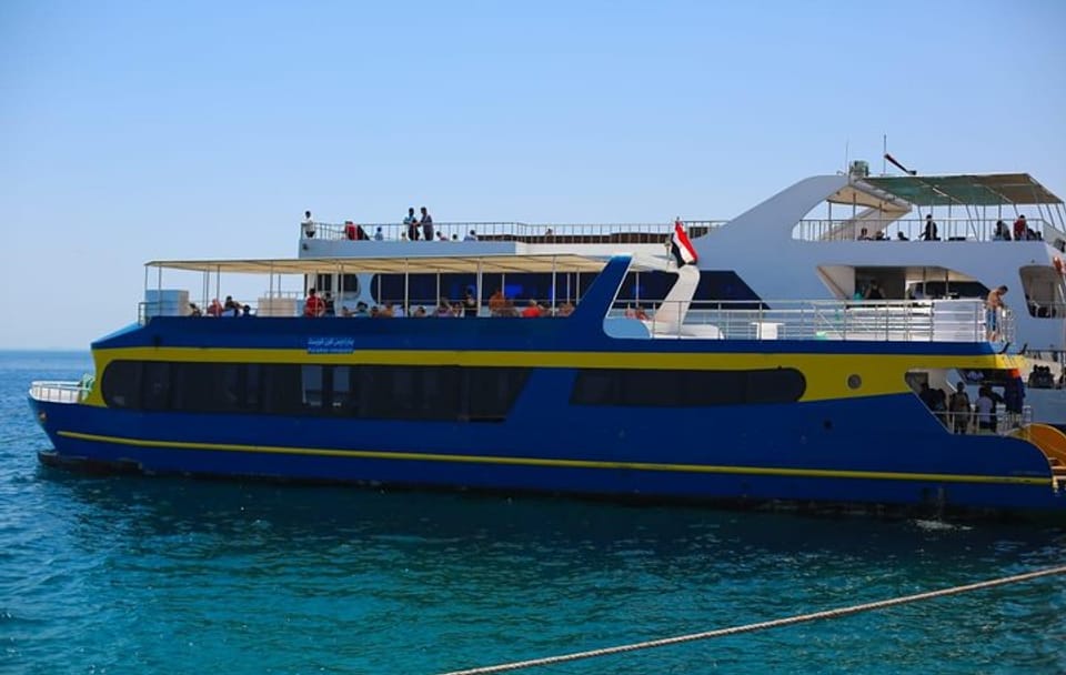 Semi-Submersible Boat Tour in Hurghada's Red Sea