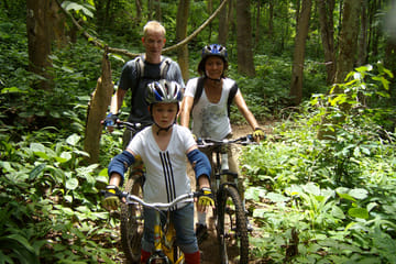 Mountain Bike Tour in Chiang Mai's Rainforest and Lake