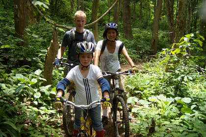 Mountain Bike Tour in Chiang Mai's Rainforest and Lake