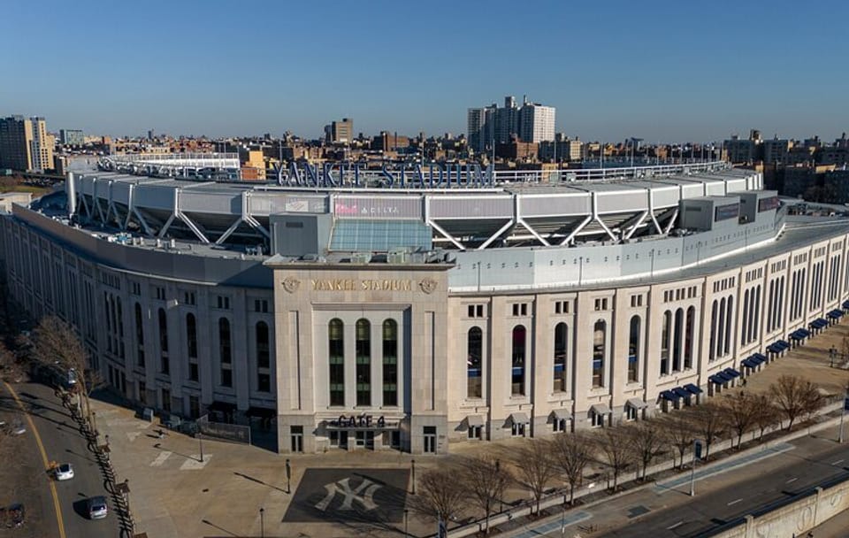 VIP Contrasts Tour in New York City: English/Spanish