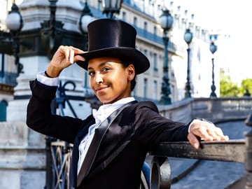Joséphine Baker Walking Tour in Historic Paris Sites
