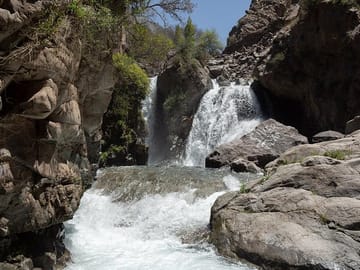 Explore Phong Nha Cave and Paradise Cave in One Day Tour