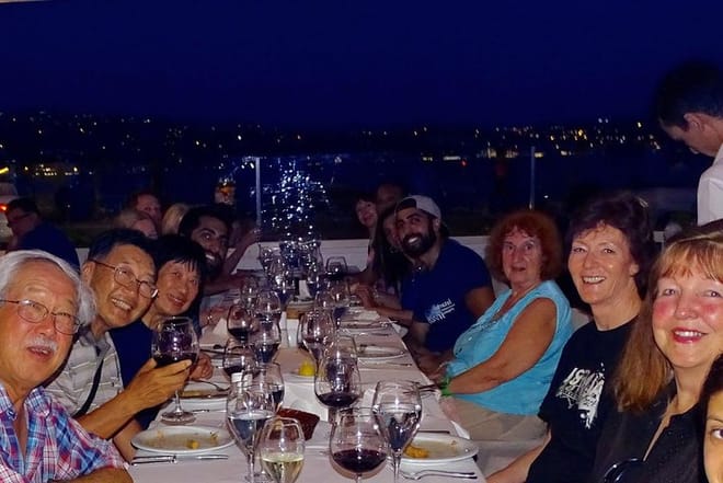 Istanbul: Bosphorus Dinner Cruise Incl. Drinks with Transfer 9