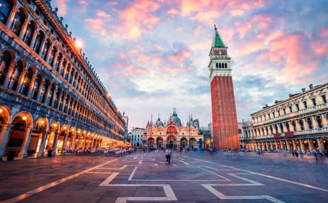 Private 7-Day Art and Culture Tour from Venice to Florence