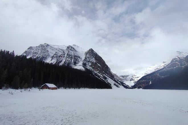 Lake Louise Johnston Canyon Icewalk Banff Town tour from Banff photo 6