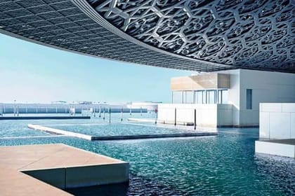 Private Abu Dhabi highlights with Louvre Museum & Grand Mosque with 5* lunch