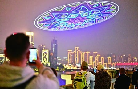 Chongqing Night Walking Tour and Two Rivers Cruise