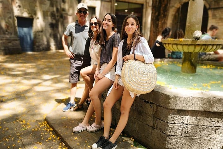 Kickstart Barcelona Private Tour for Newcomers 4