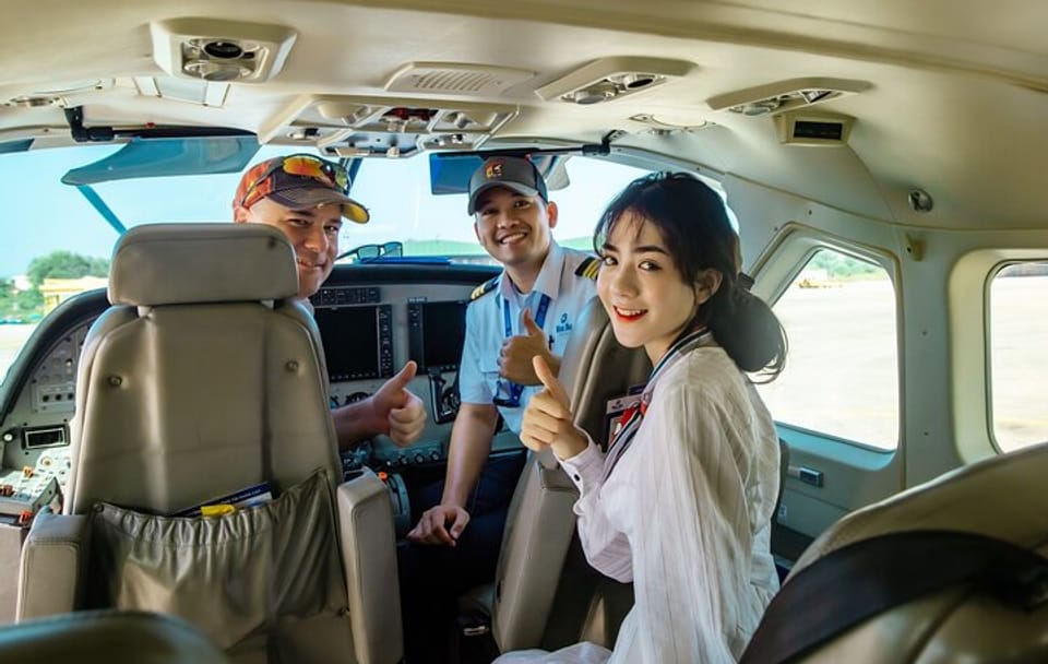 Halong Bay Overnight Tour with Seaplane & Luxury 5 Star Cruise