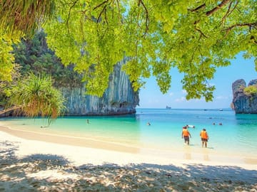 Krabi Hong Islands Day Trip by Speedboat with Lunch