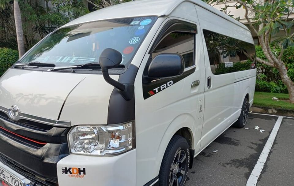 15-Day Mini Bus Rental with Driver in Wathuregama, Sri Lanka