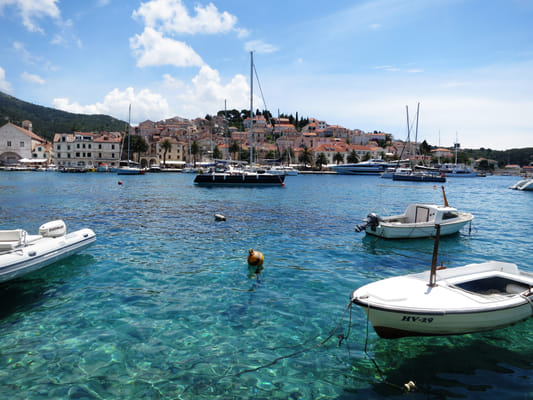 Private Boat Cruise to Vis and Biševo Islands from Hvar