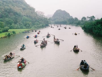 Day Tour to Huong Perfume Pagoda from Hanoi